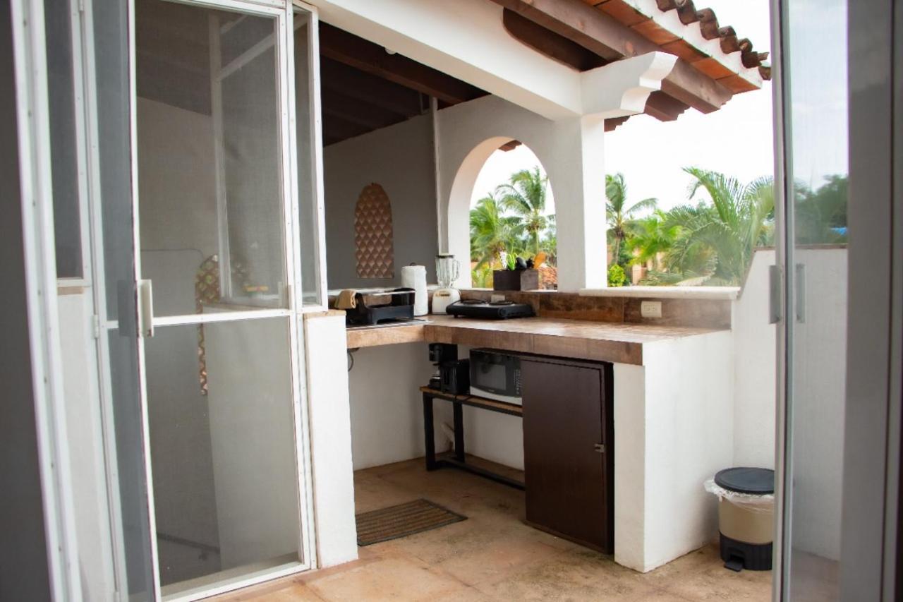 Aventura Pacifico Boutique Suites & Villas (Adults Only) 부세리아스 외부 사진